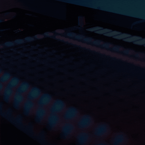 an advertisement for silbastan yagiz has a sound wave on it