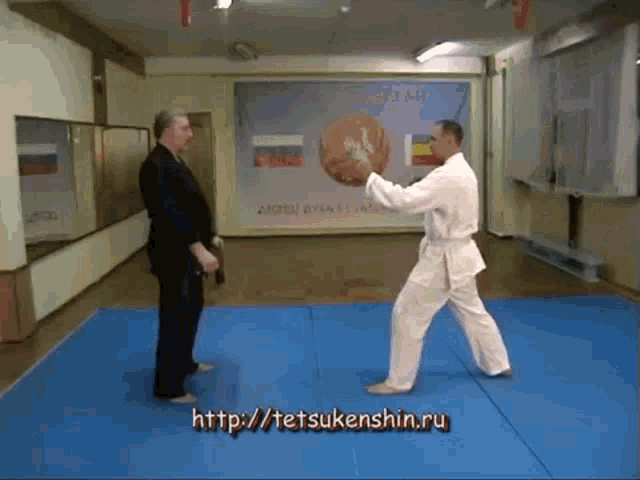 Taekwondo Martial Arts GIF - Taekwondo Martial Arts Tie Up GIFs