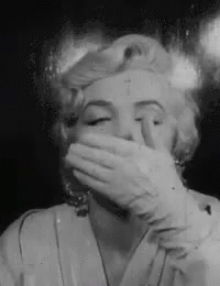 Marilyn Monroe Kiss GIF - Marilyn Monroe Kiss Mwah GIFs