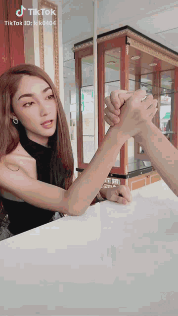 Arm Wrestling Cant Lose GIF - Arm Wrestling Cant Lose Strong GIFs