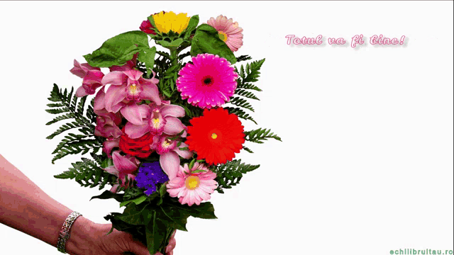 a person holding a bouquet of flowers with the words te imbratisez on the bottom right