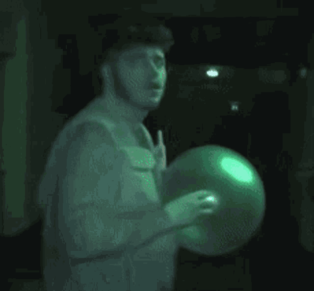 Bizly Slimecicle GIF - Bizly Slimecicle Ghost Hunting GIFs