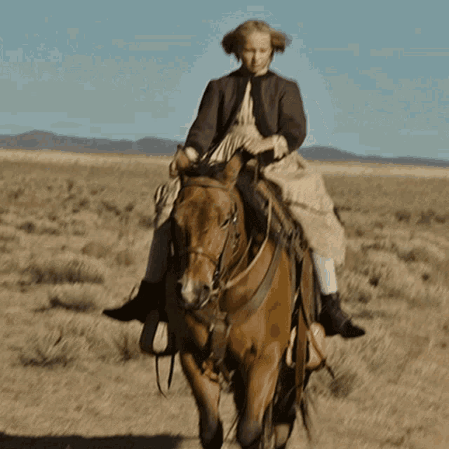 Horseback Riding Johanna Leonberger GIF - Horseback Riding Johanna Leonberger News Of The World GIFs