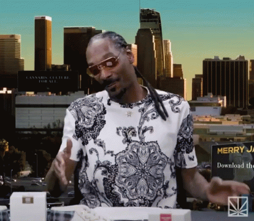 Posing Snoop Dogg GIF - Posing Snoop Dogg Shocked GIFs