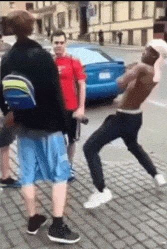 Fight Fight Me GIF - Fight Fight Me Punch GIFs