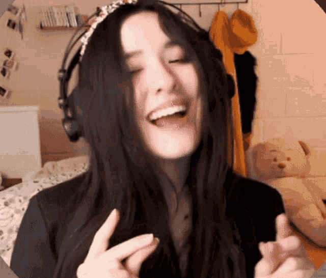 Alexa Duncan Finger Guns GIF