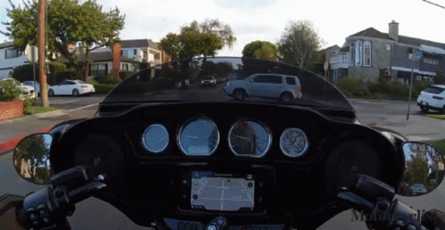 Motor Showing GIF - Motor Showing Passionate GIFs