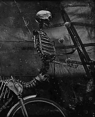 Skeleton Juggle GIF - Skeleton Juggle GIFs