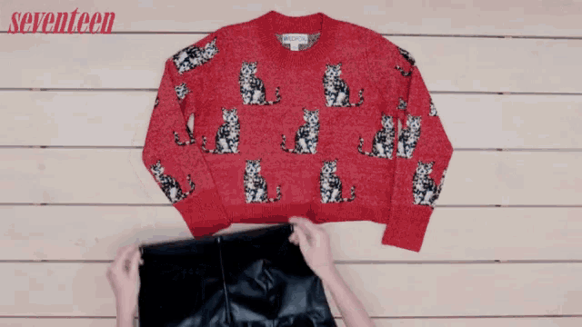 Sweater Outfit Fashion GIF - Sweater Outfit Fashion Style GIFs