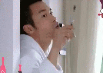 張孝全 GIF - Joseph Chang Rainie Yang Toothbrush GIFs