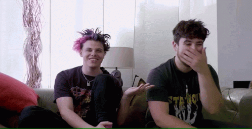 Yungblud Stay Home With GIF - Yungblud Stay Home With Dom GIFs