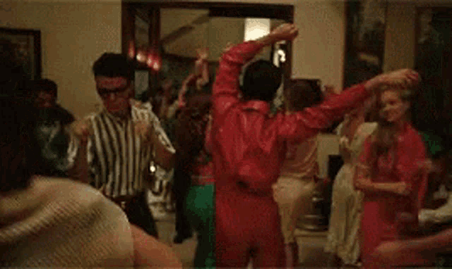 Darren Criss Party GIF - Darren Criss Party People GIFs