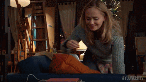 Ipad Snooping GIF - Younger Tv Younger Tv Land GIFs