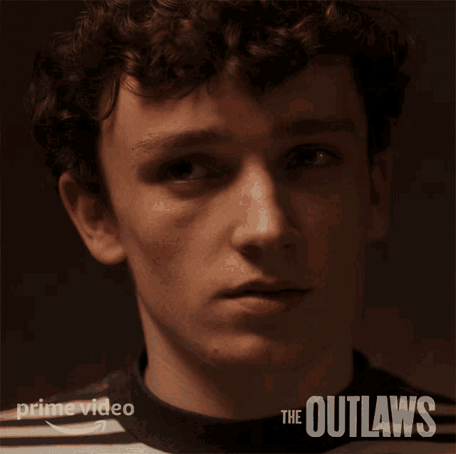 Smiling Tom GIF - Smiling Tom The Outlaws GIFs