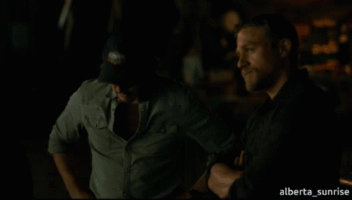 Pedro Pascal Triple Frontier GIF - Pedro Pascal Triple Frontier Charlie Hunnam GIFs