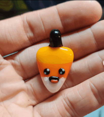Candycorn Necklace Small Candycorn GIF - Candycorn Necklace Small Candycorn Halloween Necklace GIFs