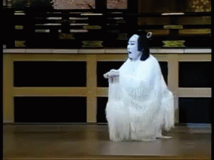 歌舞伎　かぶき　キモい　震える　てくてく　歩く　散歩　おばけ GIF - Kabuki Japanese Dance GIFs