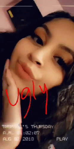 Jasmine Ugly GIF - Jasmine Ugly Smile GIFs