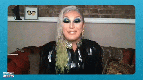 Thinking The Vivienne GIF - Thinking The Vivienne James Lee Williams GIFs