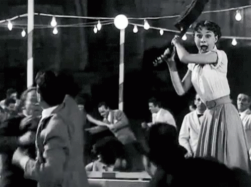 Audrey Hepburn GIF - Audrey Hepburn Old GIFs