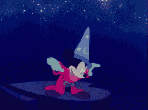 a cartoon drawing of mickey mouse wearing a hat