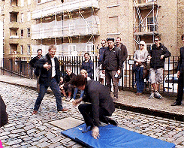 John Fighting Sherlock Benedict Cumberbatch GIF - John Fighting Sherlock Benedict Cumberbatch Fall GIFs