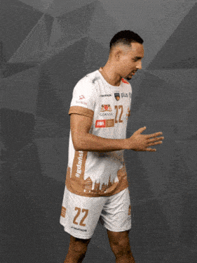 a soccer player with the number 22 on their jersey