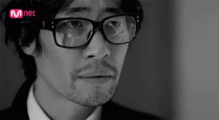 류승범 안경 깨짐 우울 GIF - Ryoo Seungbum Depressed Glasses GIFs