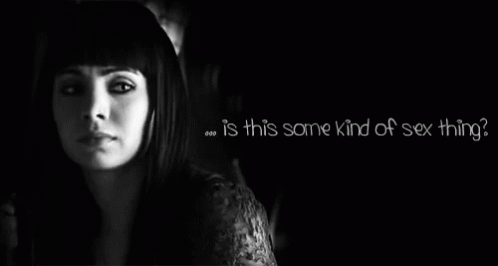 Kenzi Lost Girl GIF - Kenzi Lost Girl Is That Some Kind Of Sext Thing GIFs
