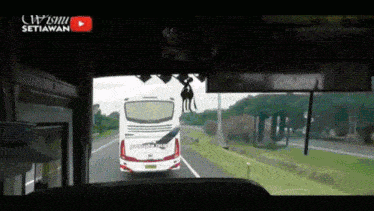 Bus Overtake GIF - Bus Overtake Driving GIFs