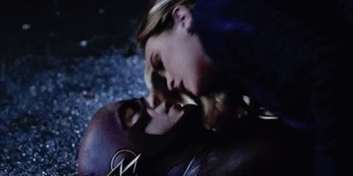 Danielle Panabaker Kissing GIF - Danielle Panabaker Kissing The Flash GIFs
