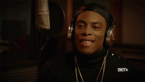 Smiling Bobby Brown GIF - Smiling Bobby Brown The Bobby Brown Story GIFs