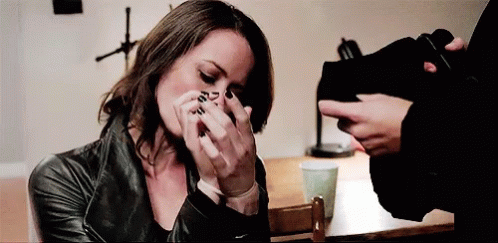 Root Shaw GIF - Root Shaw Tied GIFs