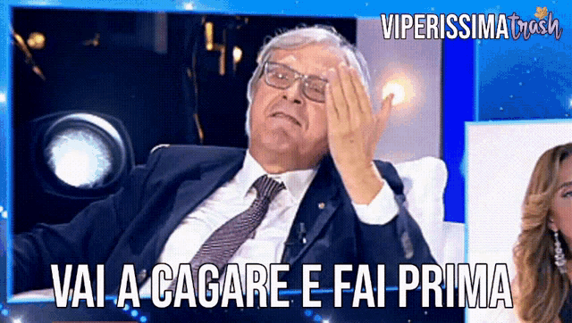 Viperissima Vittorio Sgarbi GIF - Viperissima Vittorio Sgarbi Live Noneladurso GIFs