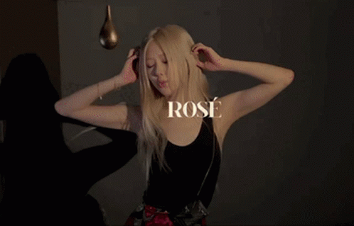 Rosé Roses Are Rosie GIF - Rosé Roses Are Rosie Vlog GIFs