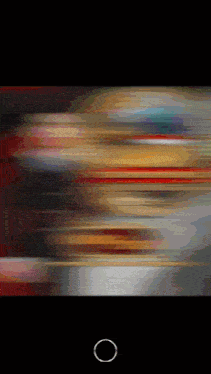 a circle in the middle of a blurred image