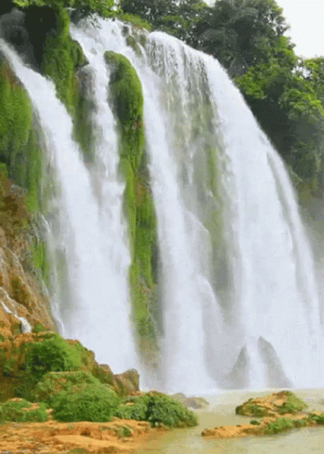 Waterfall Travel GIF - Waterfall Travel Holiday GIFs