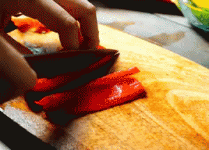 파프리카 썰기 빨강파프리카 빨간 칼질 요리 GIF - Paprika Red Paprika Cut GIFs