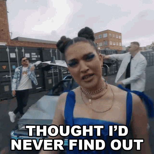 Thought Id Never Find Out Mae Muller GIF - Thought Id Never Find Out Mae Muller When Youre Out Song GIFs
