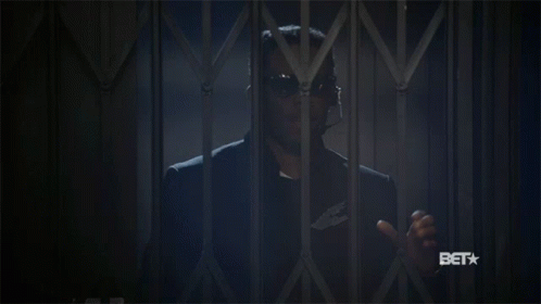 Opening Bobby Brown GIF - Opening Bobby Brown The Bobby Brown Story GIFs