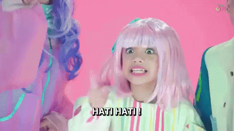 Neona Hyper Pop GIF - Neona Hatihati Awas GIFs