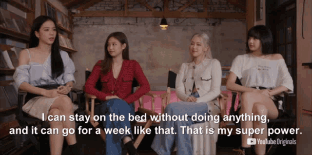 I Can Stay On The Bed Without Doing Anything Jisoo GIF - I Can Stay On The Bed Without Doing Anything Jisoo Blackpink GIFs
