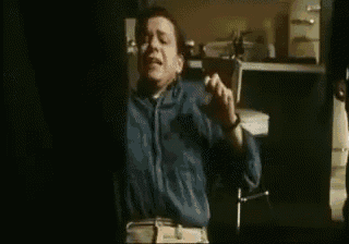 What/Cosa GIF - What Scared Terrified GIFs