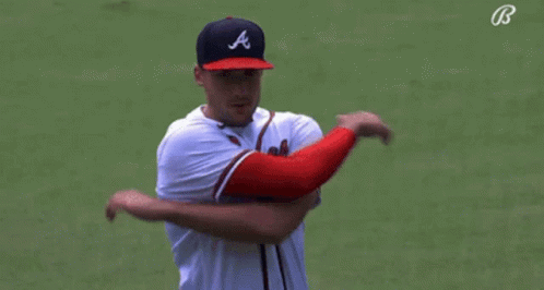 Atlanta Braves Matt Olson GIF - Atlanta Braves Matt Olson Swinging Arms Around GIFs