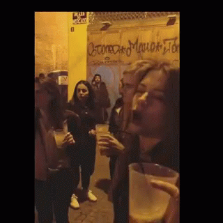 Girl Drunk GIF - Girl Drunk Party GIFs