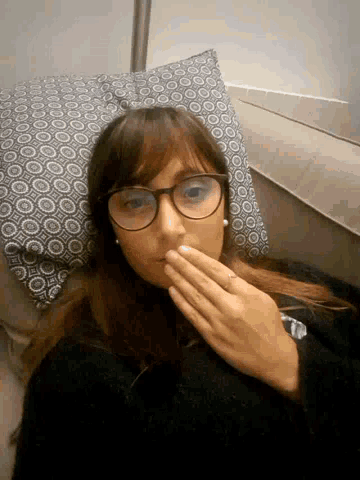 Bisous Kisses GIF