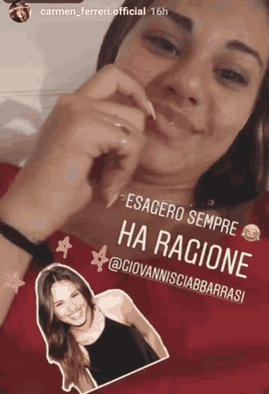 a woman is wearing a red shirt that says ' pesaero sempre ha razione ' on it