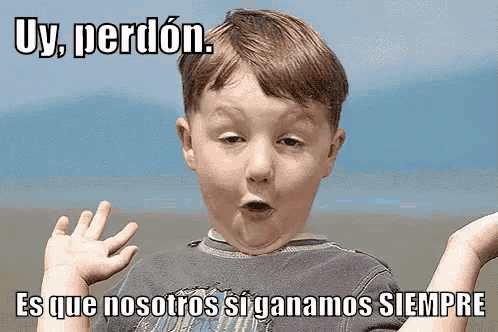 a young boy with a surprised look on his face and the words uy perdon