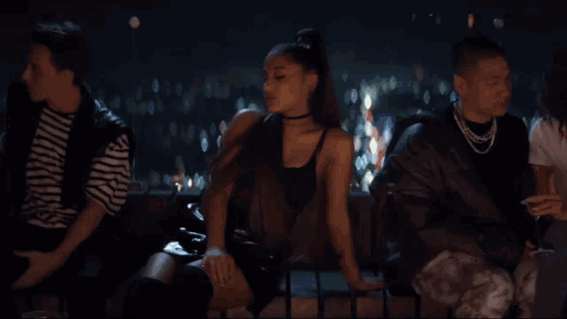 Ariana GIF