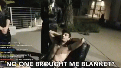 No One Brought Me Blanket Relaxing GIF - No One Brought Me Blanket Relaxing Like A Boss GIFs